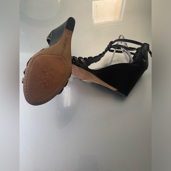 Vince Camaro Women’s Zen Leather Wedge Sandal Black Size 8.5. - Picture 8 of 8